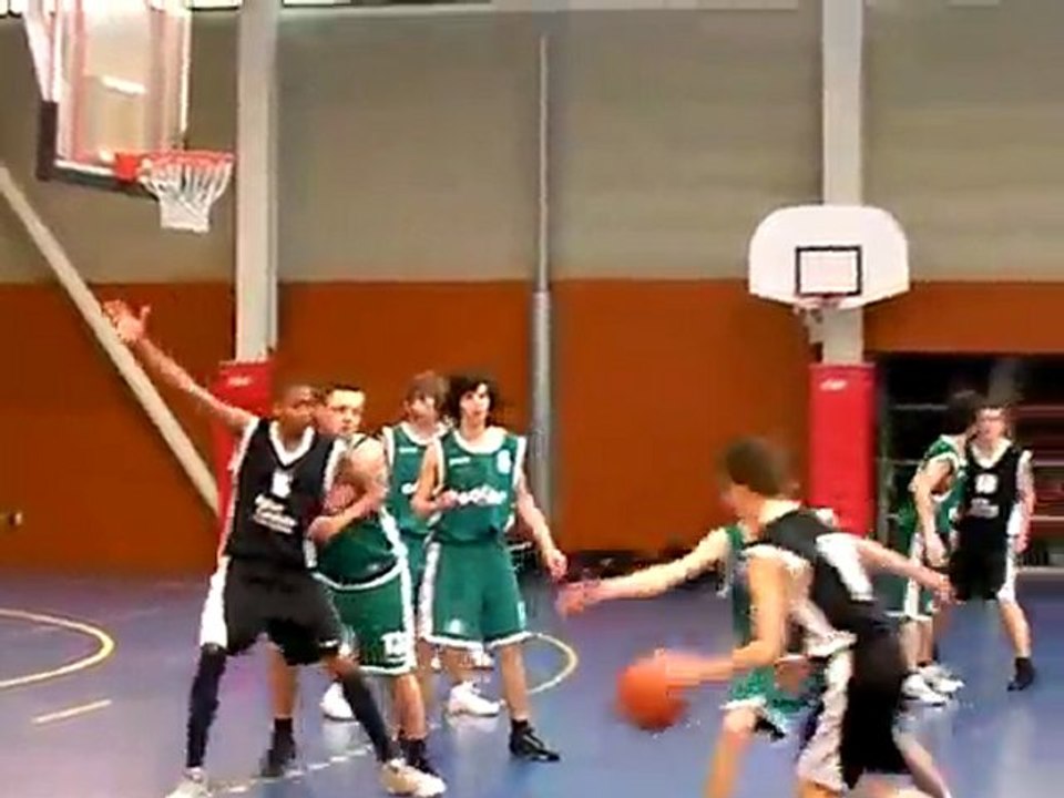 ALA vs LOUVIERS (8)