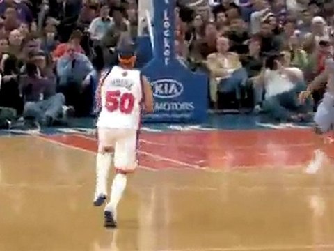 Eddie House throws a nice pass to Wilson Chandler, who finis