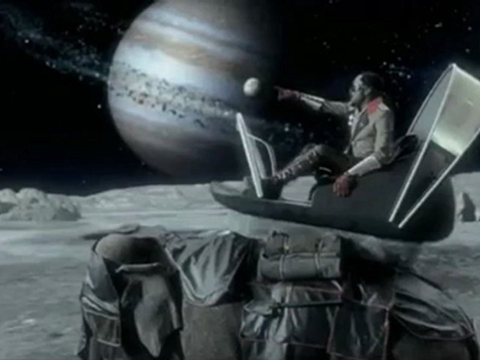 The Black Eyed Peas - Meet me halfway débunké 2-2