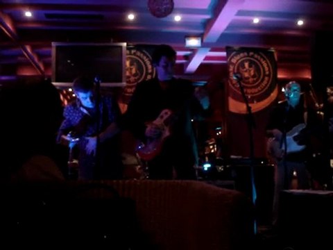 Flyin' Saucers - Cognac - 21 02 2010 - 7