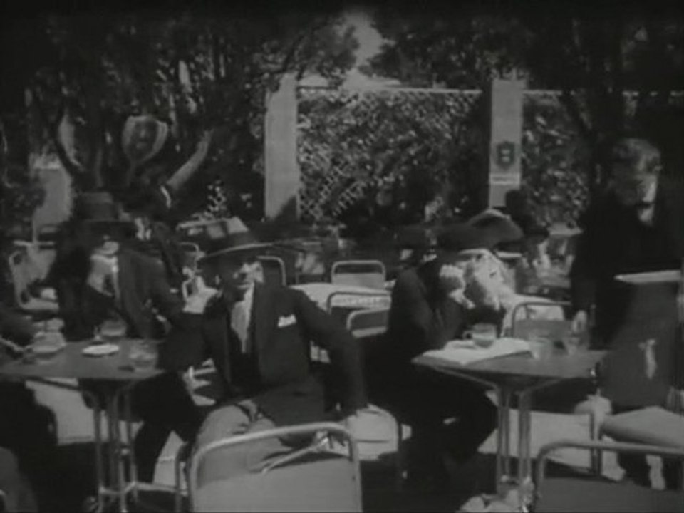 CINEMA PORTUGUÊS - «A CANÇÃO DE LISBOA» - VIDEO 5