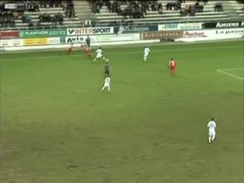 Amiens - Beauvais : 2-1 (2-0).