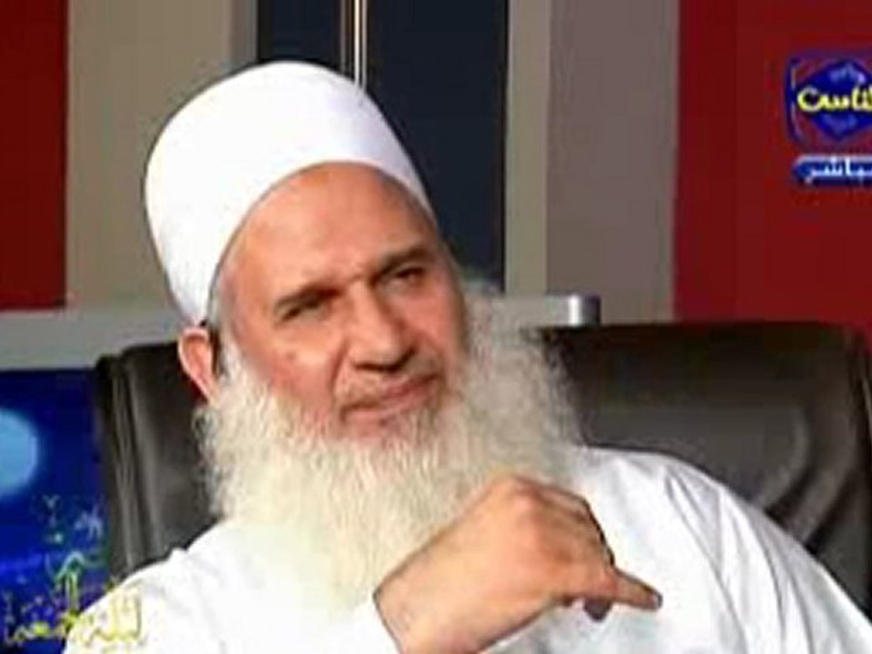 هل النبي عليه السلام حي في قبره