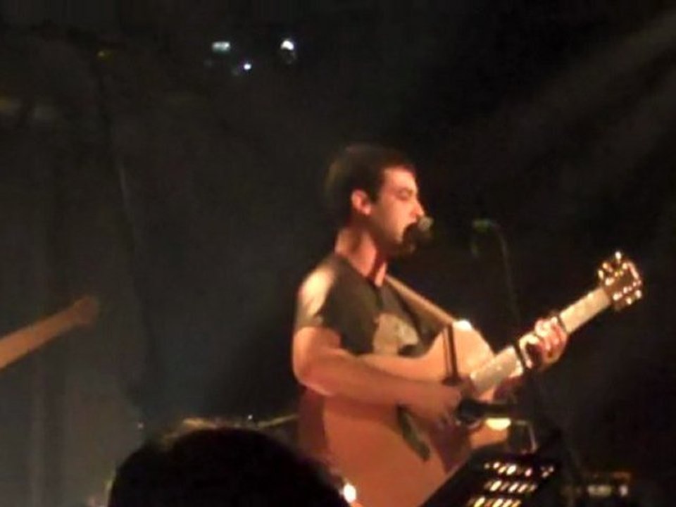 Ο Απόστολος Ρίζος "Δίπλα στο ποτάμι"