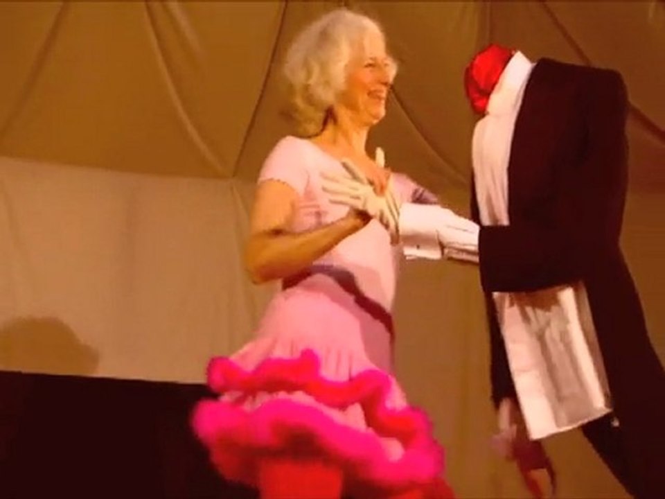 Mime Explains String Theory demo