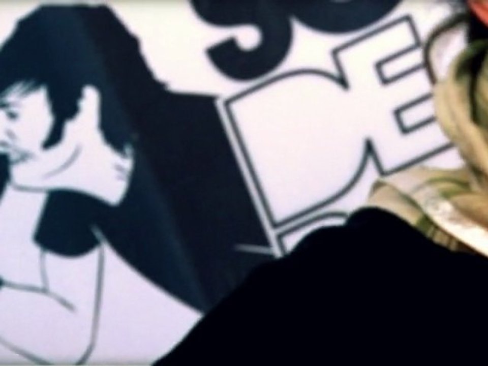 #002 Twan (Scene de Bain)