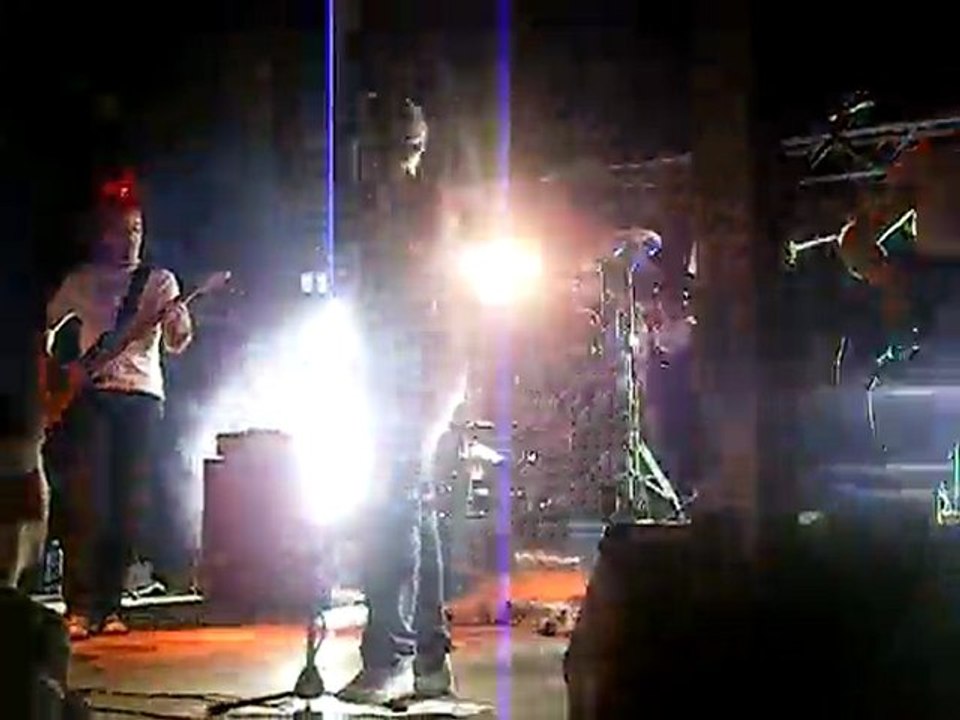 LE GROUPE ;LES ON AURA ESSAYE!!!!!!!