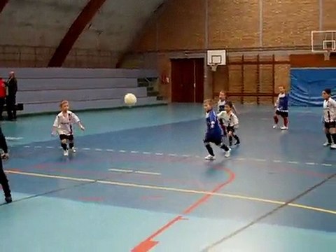 Foot enSalle Lomme Marais LUSC jeunes RYAN Boufarnana 5 ans