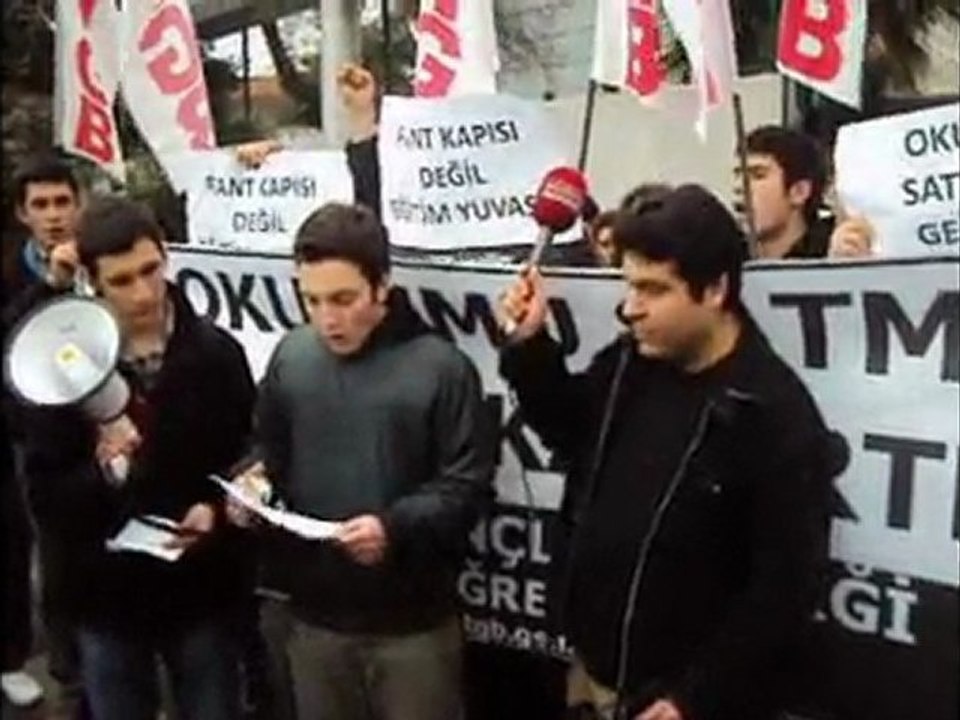 TGB'li Liseliler: Etiler Lisesi Satılamaz!(Basın Açıklaması)