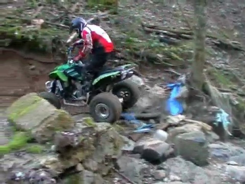 trial quad jose 28 fevrier 2010 sur terrain privé