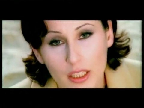 FUNDA ARAR - SONU YOK BU AŞKIN