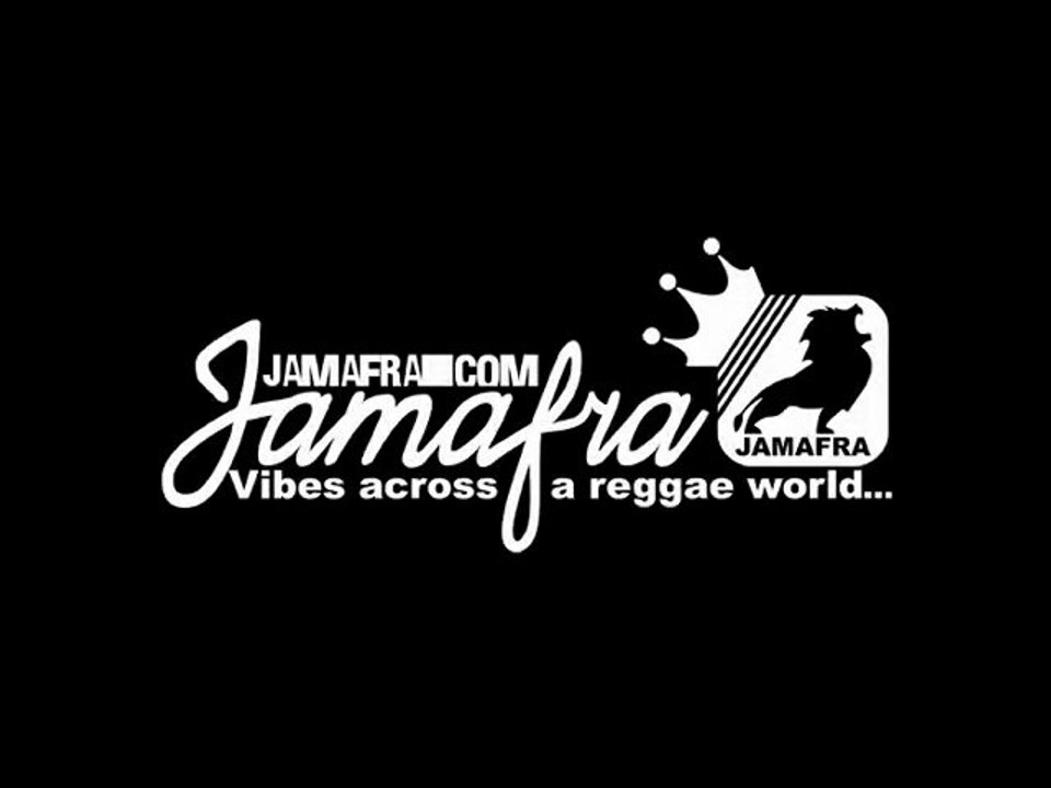 Chezidek alongside Kubix @ Belushi's