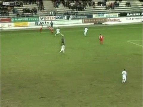 Amiens - Beauvais : 2-1 (2-0).