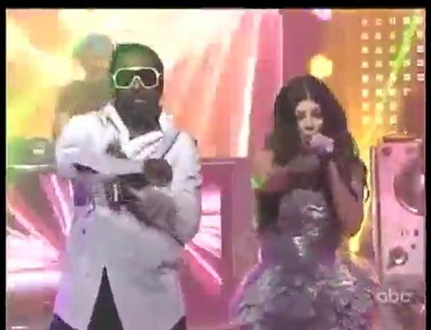 Black Eyed Peas - Rock That Body (Live @ New Years 2010) - video Dailymotion