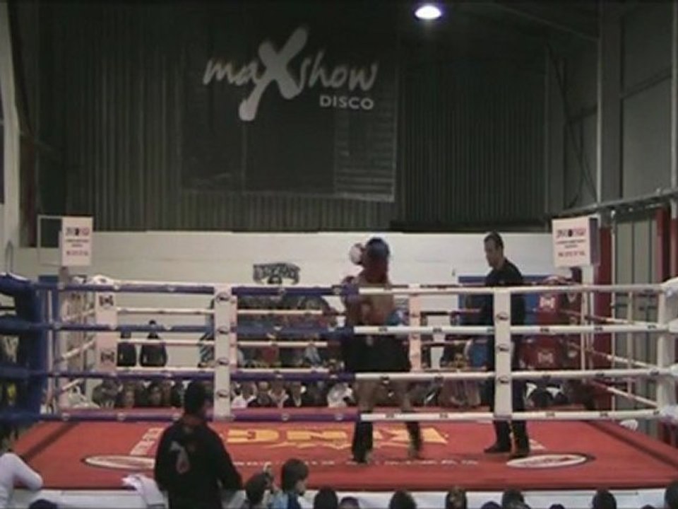 Cristian (J.Cosa)  Vs Yan Tong(Thai Stadium)