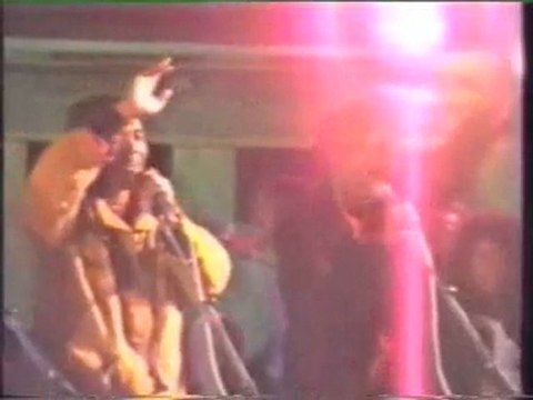 SOAVADIA by MAHALEO / LOLO SY NY TARINY