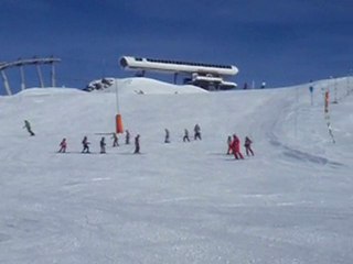 Théo en cours avec Guillaume son mono !