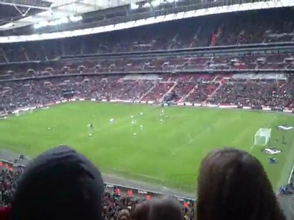 Celebrating Wayne's winner