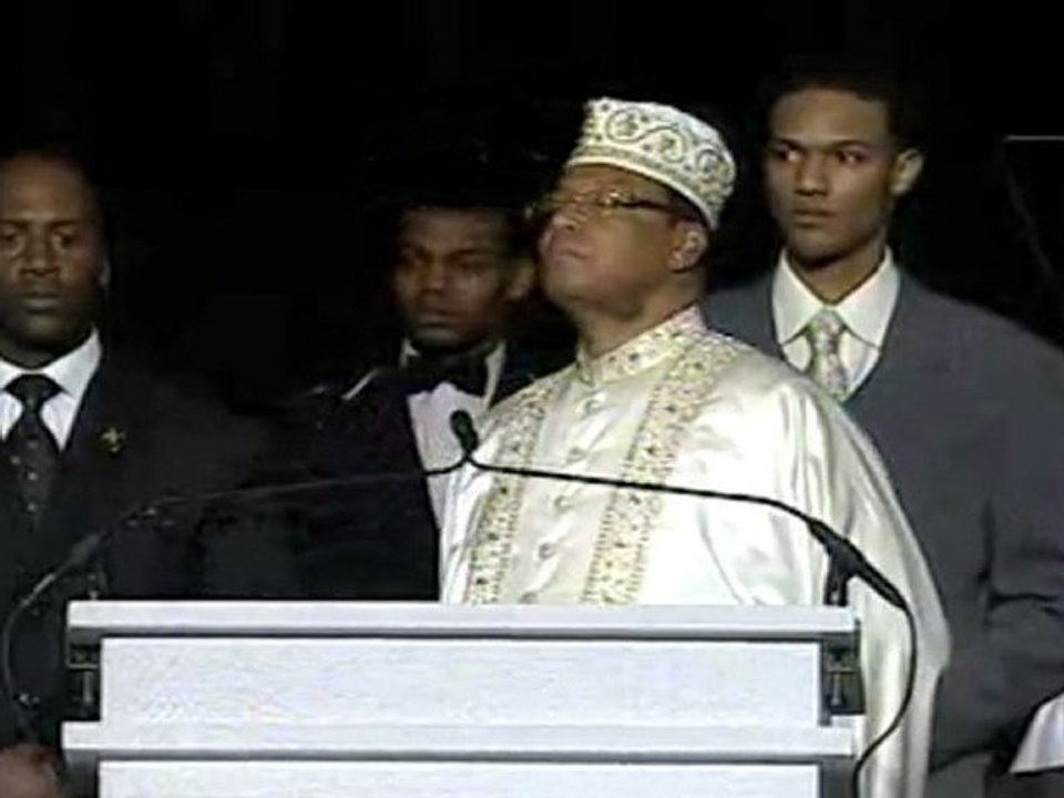 Farrakhan: ‘White Right is Trying to Set Barack Up to Be Ass