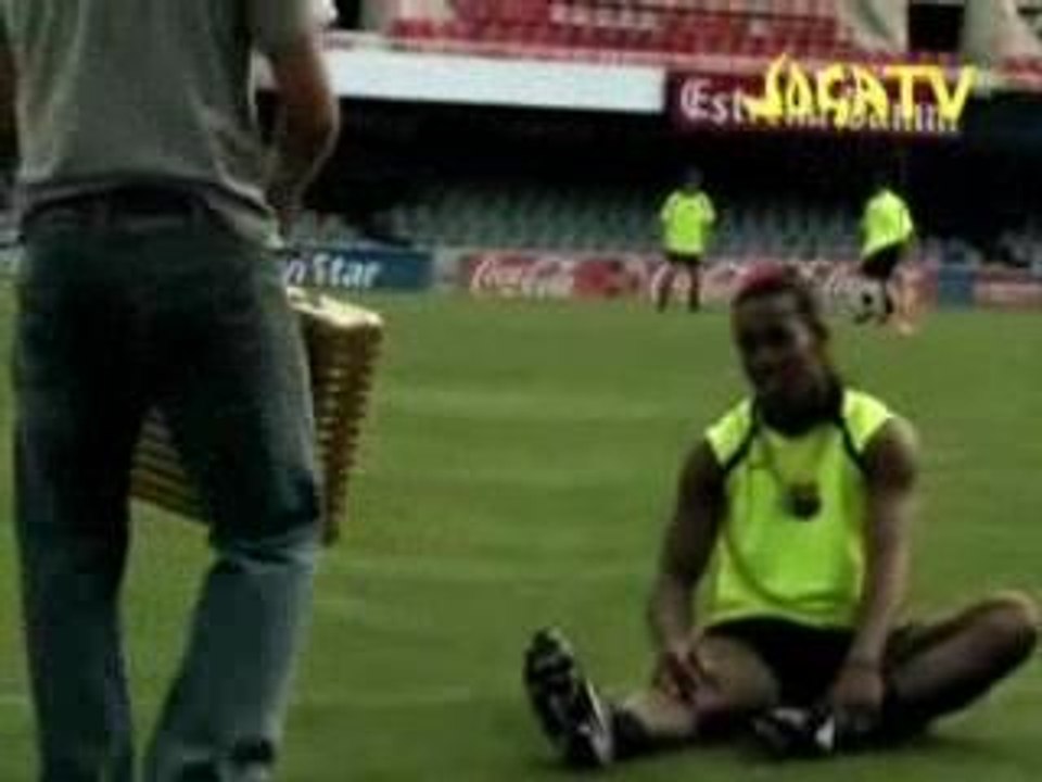 Ronaldinho ping pong latte/bar