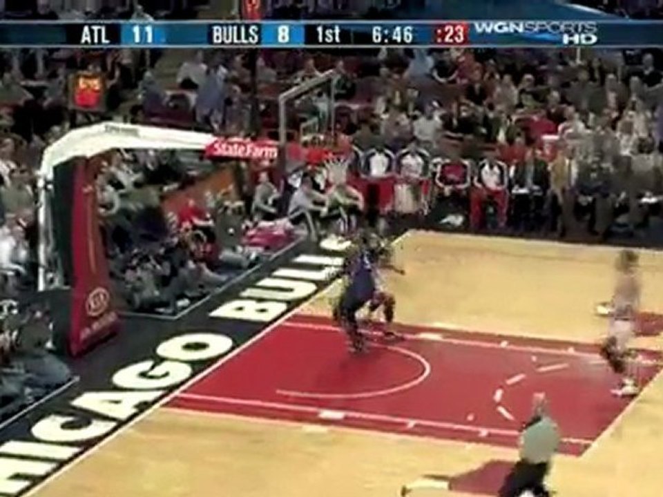 Josh Smith plays some tough defense against the Bulls and en