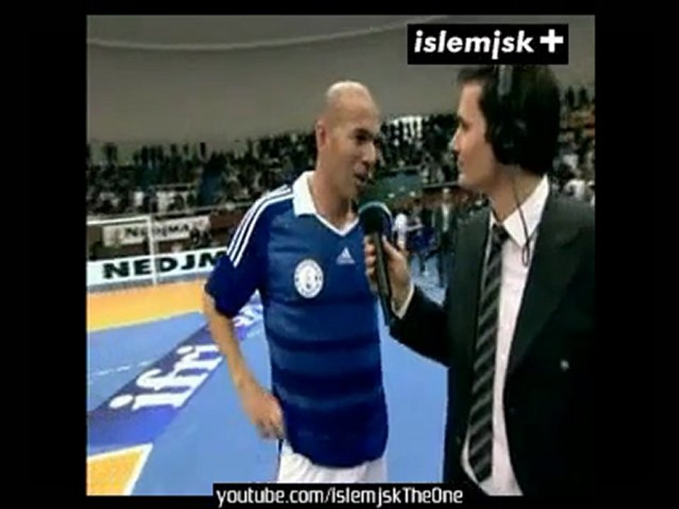 ALGERIE VS FRANCE  INTERVIEW  ZIDANE 01.02.2010
