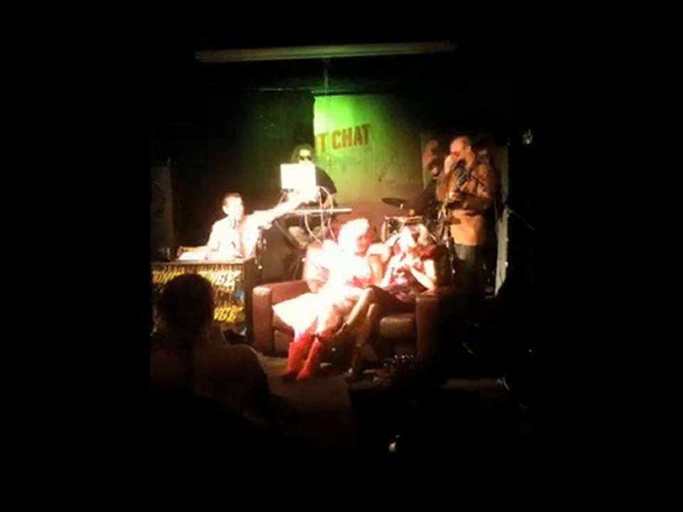 Chit Chat Lounge - Time Lapse 24 Feb 2010