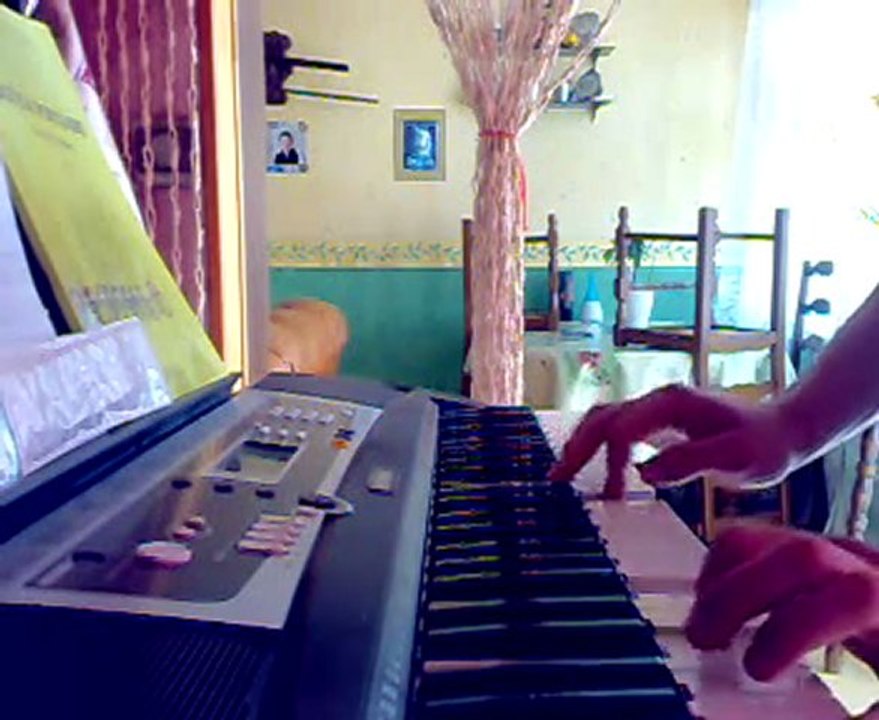 Jena lee (J'aimerer tellement) au piano