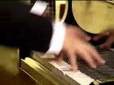 PIANO - Rachmaninov had big hands