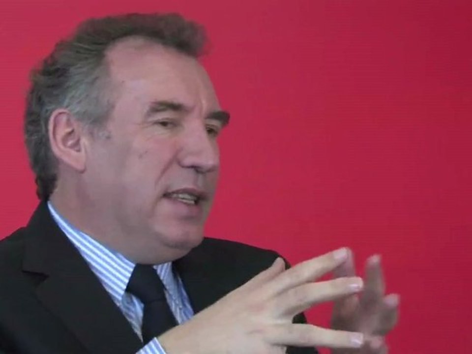 François Bayrou rencontre les lecteurs de Nice Matin 2/2