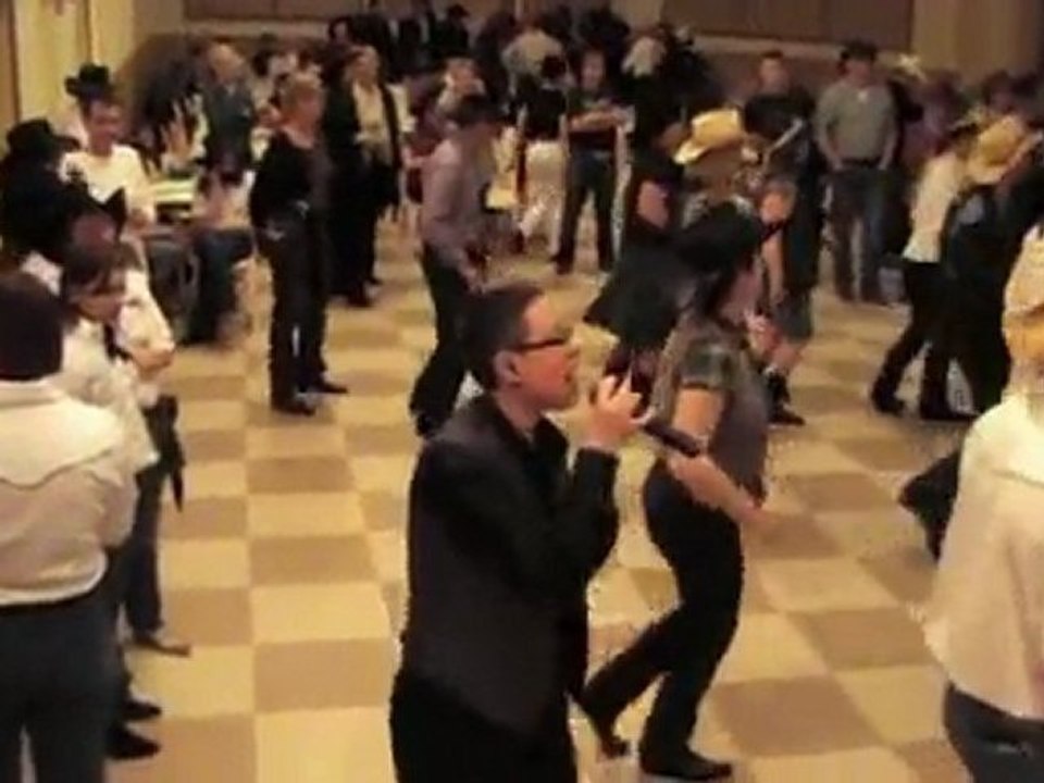 Bal Country Saint Gobain avec le groupe Kentucky