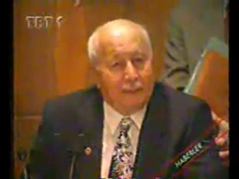 Necmettin Erbakan - Refahyol Hükümeti Memur Zammı Açıklaması