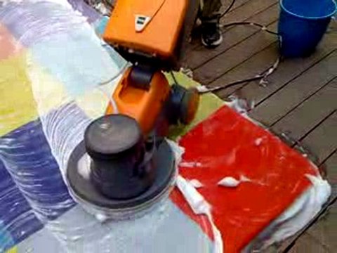 ניקוי שטיח צמר צבעוני - חברת ניקיון המבריקן