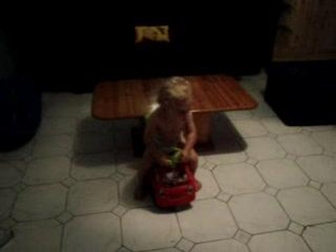 Bébé Nino et Lily trop chouchou !