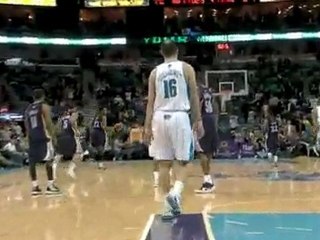 James Posey makes a terrible pass with time winding down tha