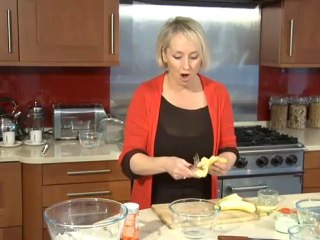 Lesley Waters makes fruitful muffins