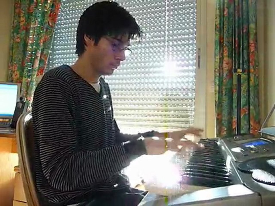 Star Wars : Imperial March/ Dark Vador's Theme on piano