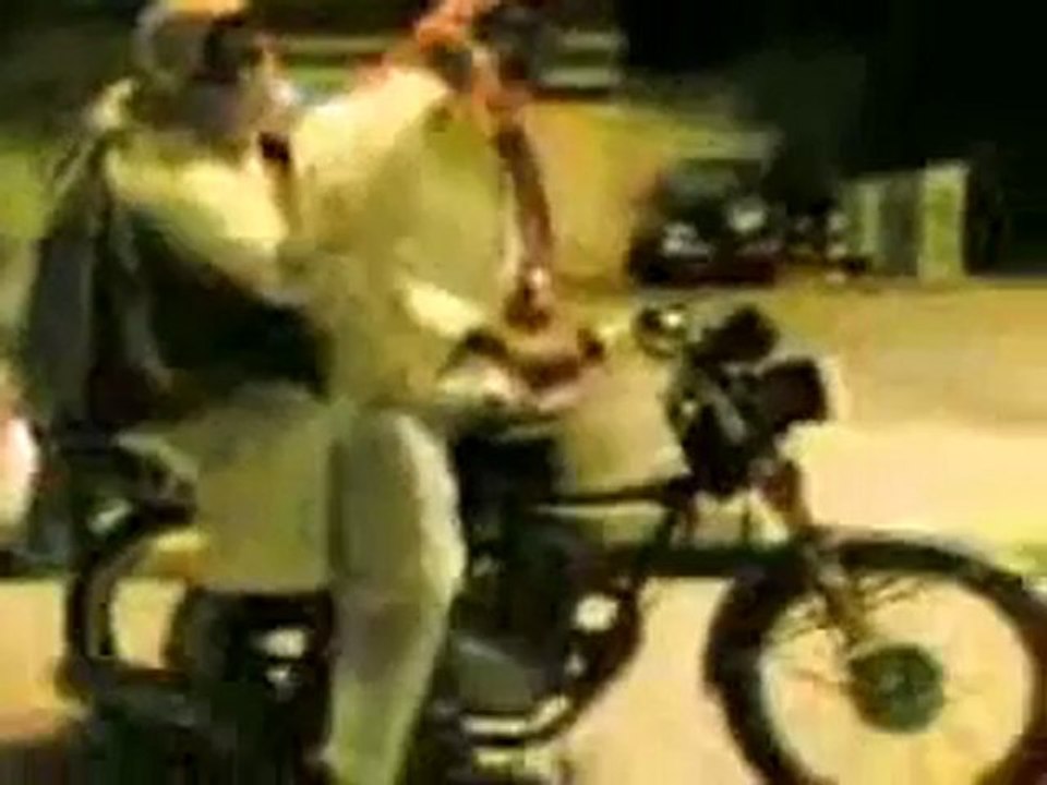 Mixis.fr_Pas Doué En Moto...