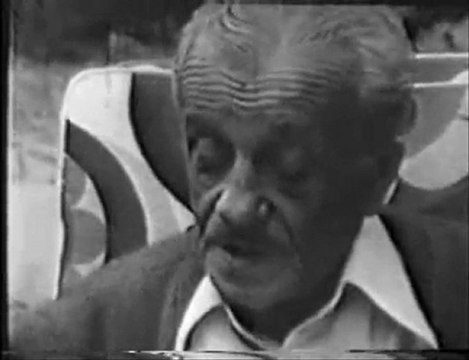 Necip Fazıl Kısakürek Kısaca Hayatını Anlatıp Şiir Okuyor