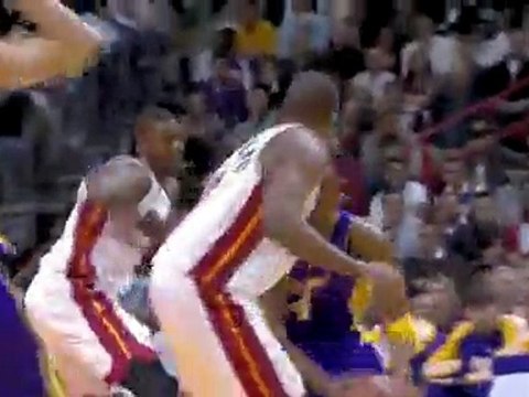 Kobe Bryant drops 39 points in an overtime loss to the Heat.
