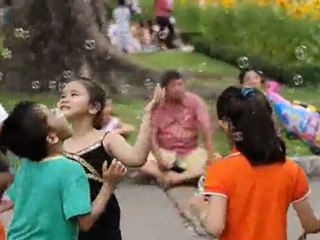 Kermesse organisée par Poussières de vie, Décembre 2009