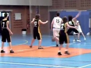 Journal des sports spécial basket