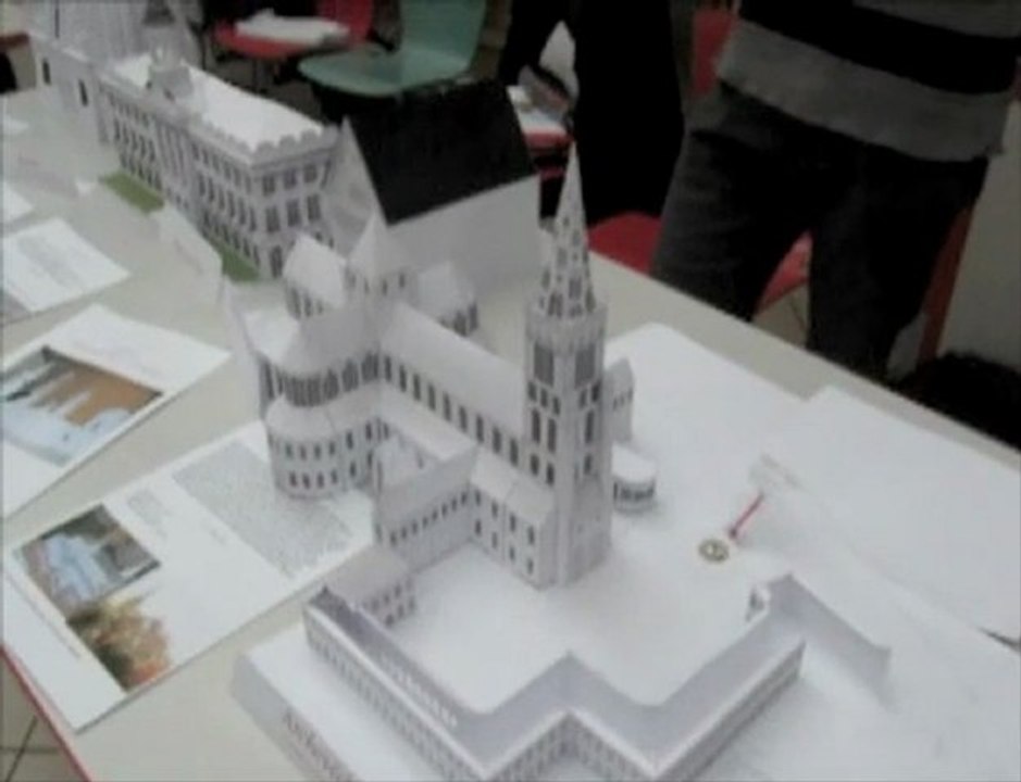 Cambrai : les maquettes en papier de Matthieu Deltombe