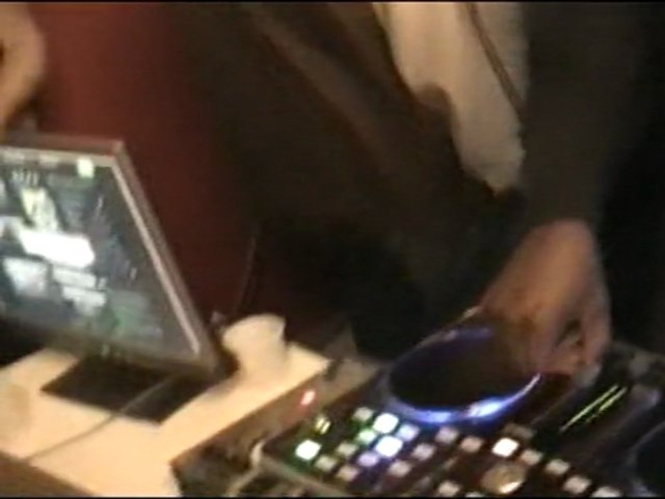 WEBADUB XTRA LIVE---KONKRET D
