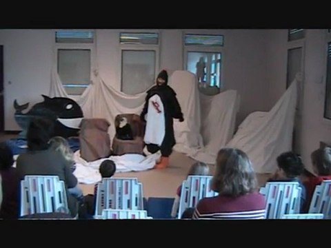 JULIETTE LA PETITE FILLE PINGOUIN AU PAYS DU SOLEIL