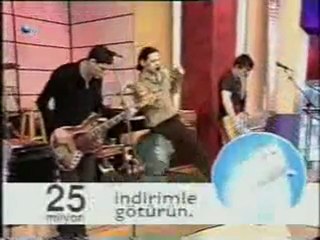 Duman Herşeyi Yak Beyaz Show 2003