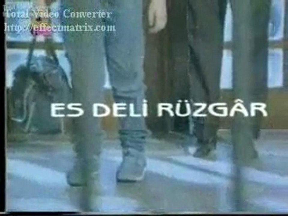 ES DELİ RÜZGAR