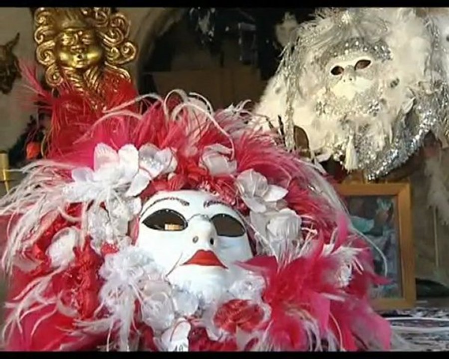 La folie des masques en Avignon