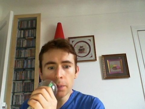 Wiwi égratigne Chanson de la compagnie des lapins bleus