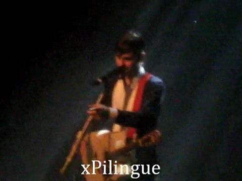 30 Seconds To Mars Lille 4/03/10 Jared in acoustic